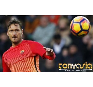 Totti Memastikan Bahwa Ia Masih Belum Ingin Pensiun | Agen Bola Online | Judi Bola