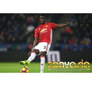 Eric Bailly Merasa Tidak Aman Dengan Posisinya di MU | Judi Bola | Judi Bola Terpercaya