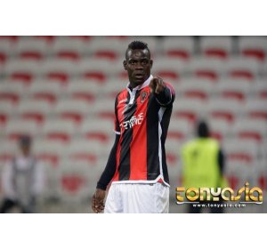 Mario Balotelli Mendapatkan Perlakukan Rasis Dikarenakan Berkulit Hitam | Judi Online Indonesia