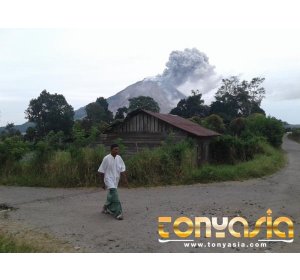 Hari Ini Gunung Sinabung Sudah Empat Kali Terjadi Erupsi | AGEN JUDI CASINO | CASINO ONLINE TERPERCAYA