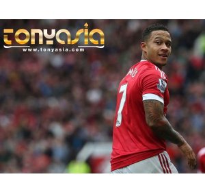 Usaha Milan Untuk Mendapatkan Depay Kian Terbuka | Agen Bola Online | Judi Bola