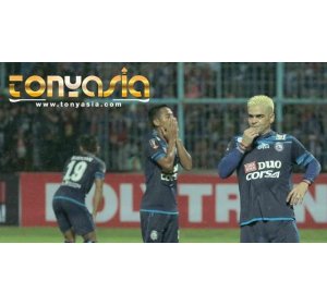 Arema FC Against Persija Draw 1-1 | Sport Betting | Online Sport Betting